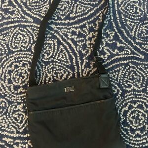 GUCCI Black Crossbody Messenger Bag